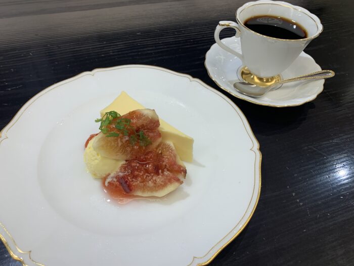 神戸市産フレッシュいちじくのチーズケーキ🍰
