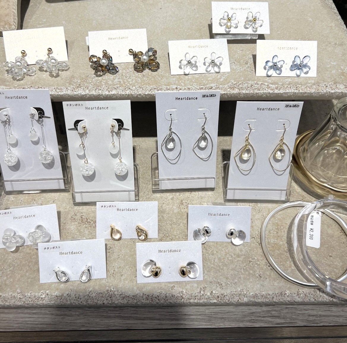 クリアアクセ入荷♪