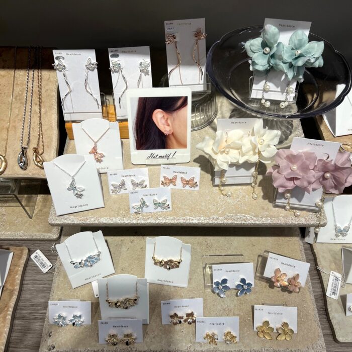 春物アクセサリー入荷♪