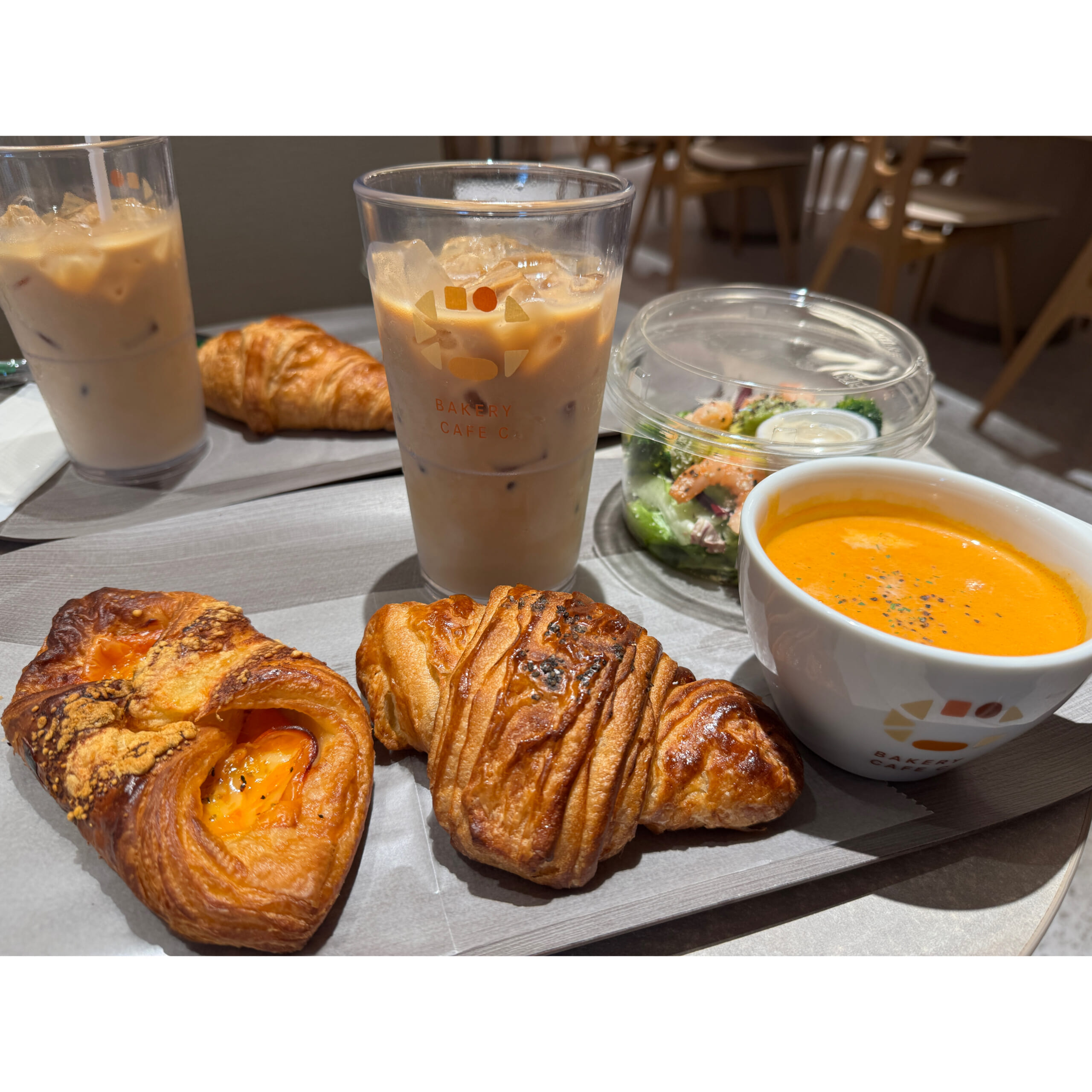 ✨さんちかの10番街グルメスクエアに、「BAKERY CAFE C」がオープンしました✨