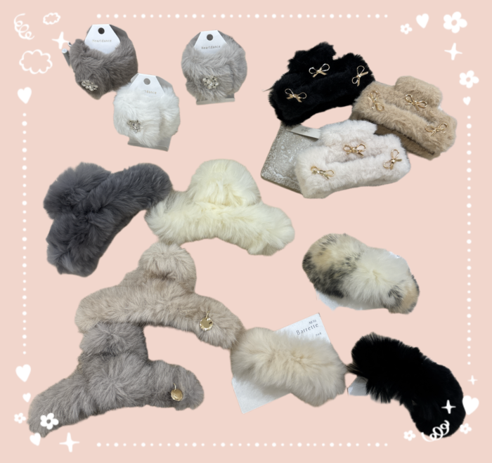 ファーアクセサリー入荷致しました🐑